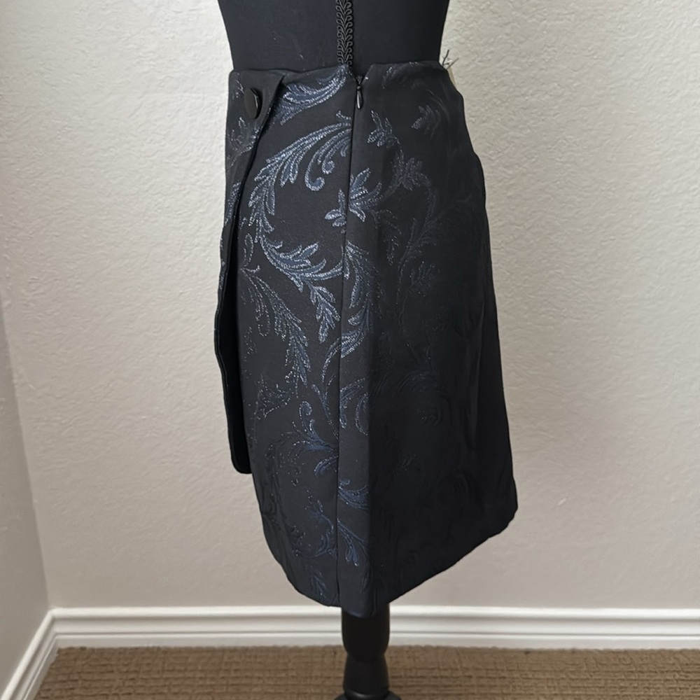New with tags Never worn navy blue black floral  wrap skirt loft 12p 12 petite - Picture 2 of 11